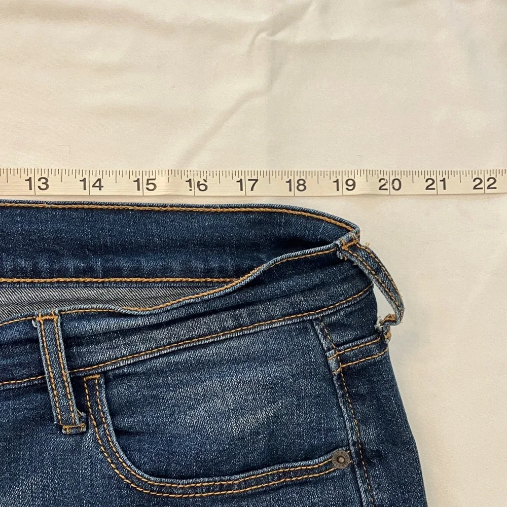 Old Navy Dark Blue Jean Shorts - Picture 4 of 6